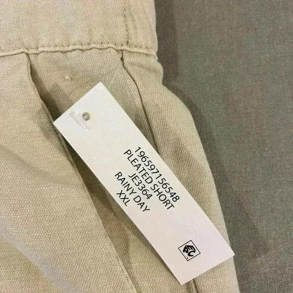 🤎”Joie” NWT Rainy Day/Oatmeal Pleated Shorts w/ Front & Back Pockets Size XXL🤎 - Picture 7 of 12